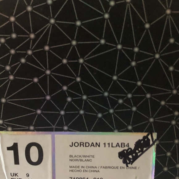 Jordan size 10 - Picture 4 of 4